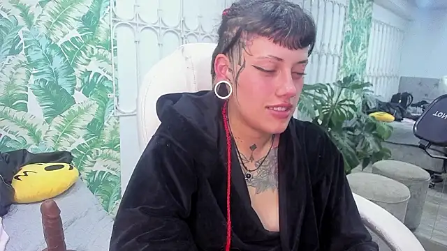 _sharlotte777 라이브 XXX 채팅