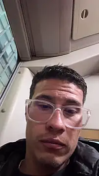 Latin_Paisa_Boy Adlı Modelin Canlı XXX Sohbeti