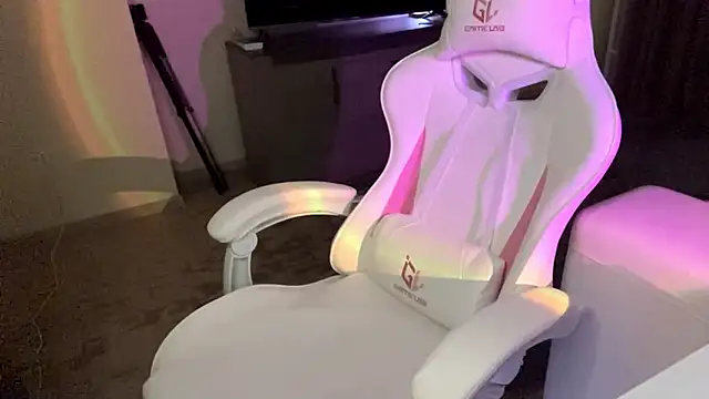 Chat +18 de LumiSun ao vivo