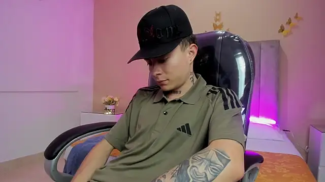 Nascary_Fox Chat XXX live