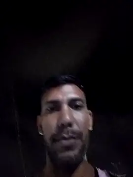 UnreadyChutzpa 在線直播表演