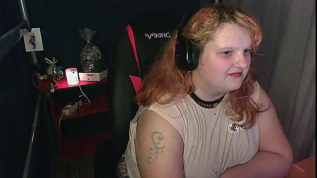 Chat +18 de Freya_Ethel ao vivo