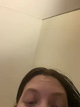 Mandispandis1 Show Webcam