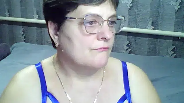 ElzaJewel Chat XXX in diretta