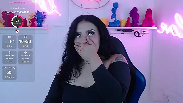 Chat +18 de sari_belle ao vivo