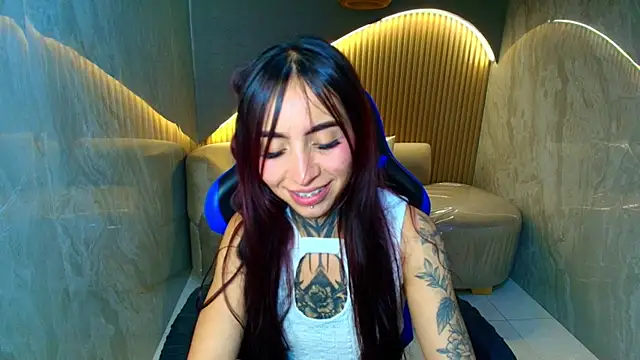 XXX chat uživo modela roux_r