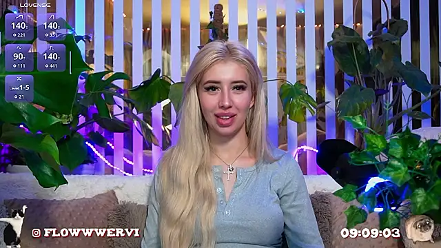FlowweerGirl Chat XXX in diretta