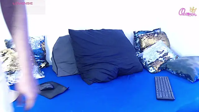 Chat +18 de Gael_zambrano ao vivo