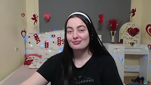 MilanaPrice Adlı Modelin Canlı XXX Sohbeti