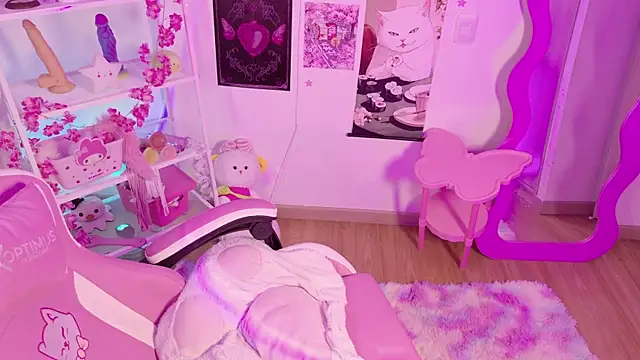 Noisy_doll লাইভ XXX চ্যাট