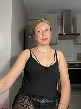 Kittie_Valentine Live XXX-Chat