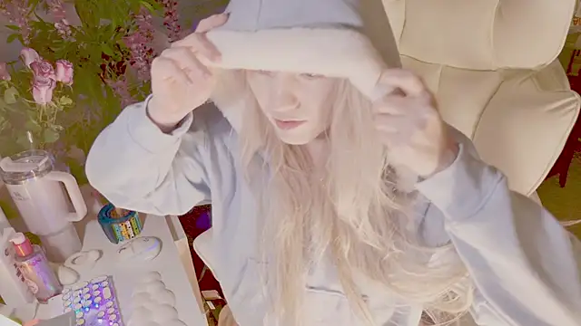 Talulaa 网络视讯表演