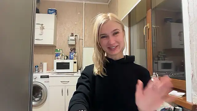 Chat +18 de AngelJeni ao vivo