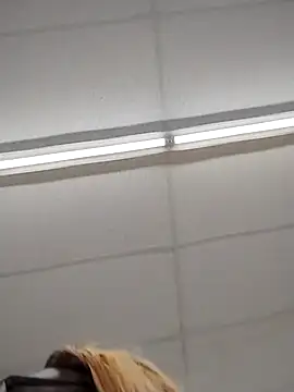 Jasmine_FullsShine – Live XXX-chat