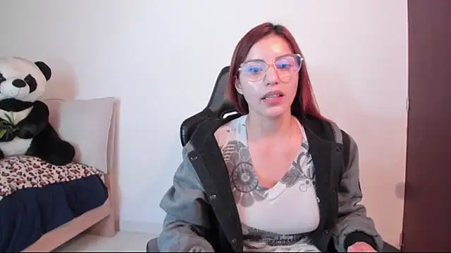 Arenne_rouse's Live XXX Chat