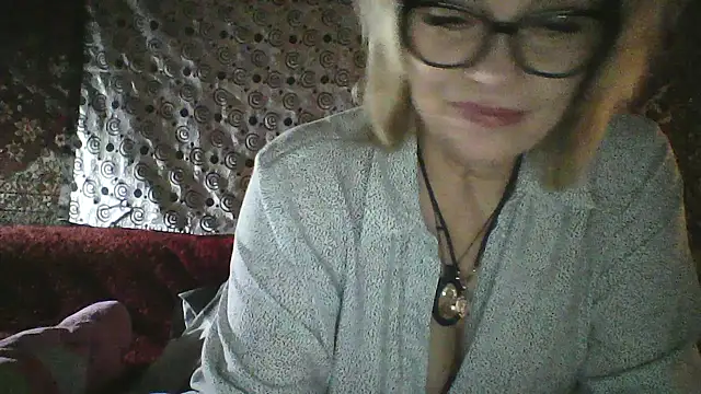 Chatroom XXX en direct de Lia_Ray