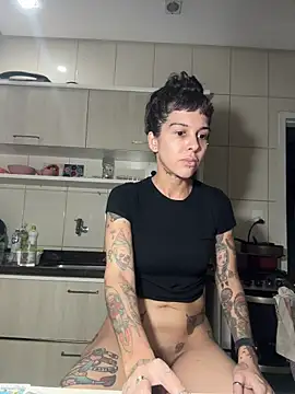 XXX chat uživo modela Nikatsu