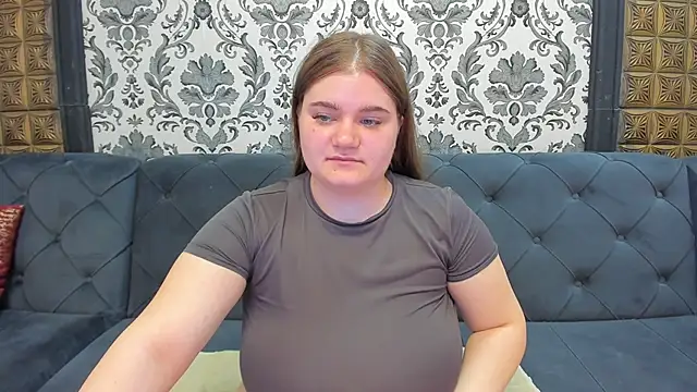 LissaBigTitts Webcam show