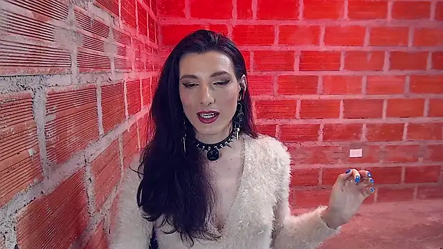 Moira-Hot: вебкам-шоу