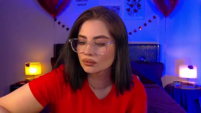 AdrianaTorres' Live XXX Chat