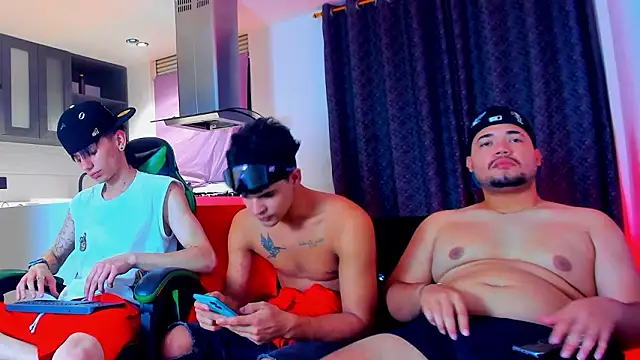 TheBatMansion Webcam Show