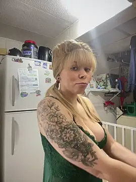 carolina16love 现场XXX聊天