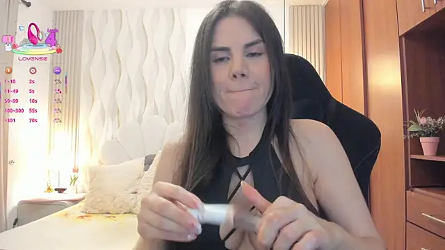 Luucyferのウェブカメラショー