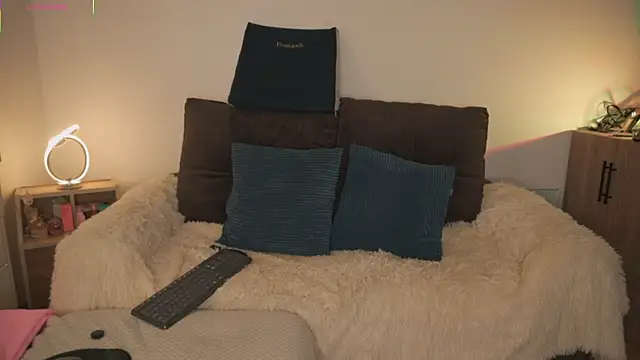 samanthaa_ লাইভ XXX চ্যাট