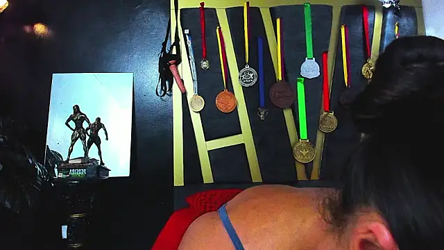 Chat XXX ao vivo de Khloe_Rossich