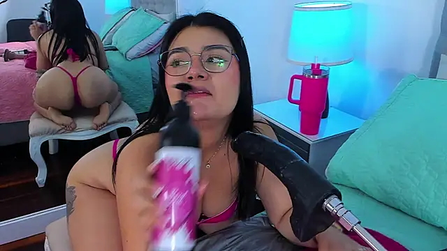 Samantha__Vega Adlı Modelin Canlı XXX Sohbeti