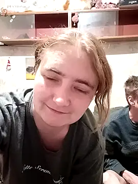 Chat +18 de Koketka_nelegal_ ao vivo