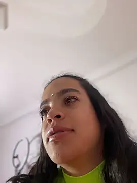 JuanitaMore01 – Live XXX-chat