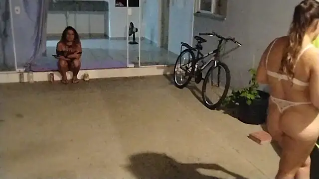 Chat XXX ao vivo de CllarinhaCortes