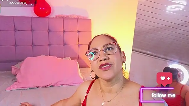 Chat XXX ao vivo de RubieBlaze