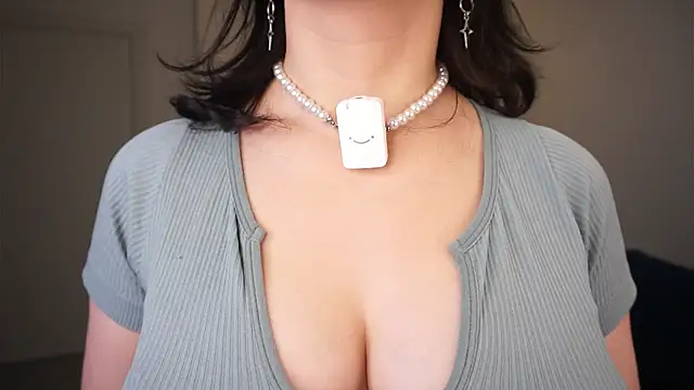 KristynWoliver: διαδικτυακό σόου στην κάμερα