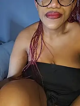 Sultrydiva1 Adlı Modelin Canlı XXX Sohbeti