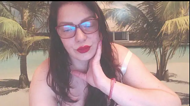 دردشة Queen__Natasha الجنسية المباشرة