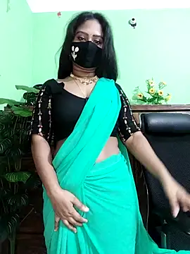 Idhika-Paul – Live XXX-chat