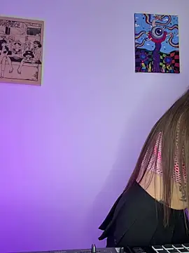 XXX chat uživo modela Jessie_Laurent