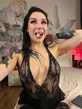 MaeveMoon Chat XXX in diretta