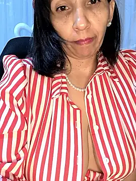 XXX chat uživo modela Mrsvictoriaaa