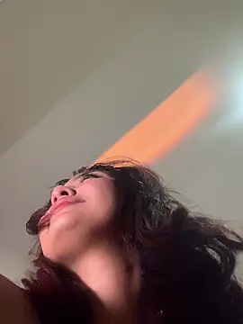 ivonnylove Chat XXX live