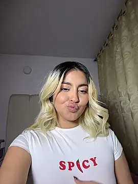 Elina_Hills Chat XXX live