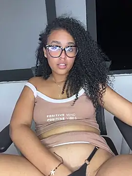 Živý XXX chat Dulce_Powl_