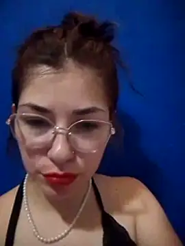 Luna33- Live XXX-chat