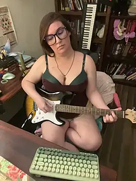 Adobe_Angel: διαδικτυακό σόου στην κάμερα