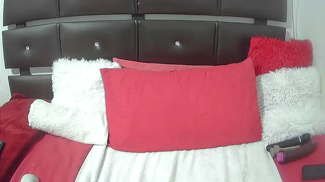 Онлайн чат XXX Mishanti