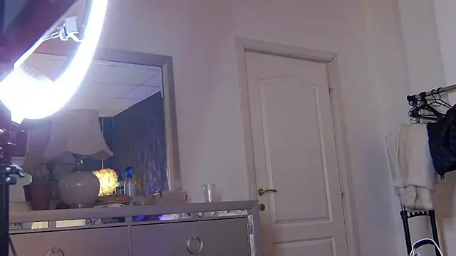 KendraNoir Chat XXX in diretta