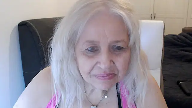 دردشة SusiLifeXXX الجنسية المباشرة