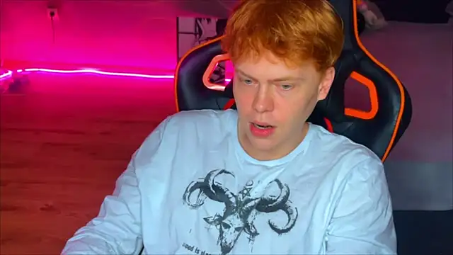 Онлайн чат XXX Alvin_rain